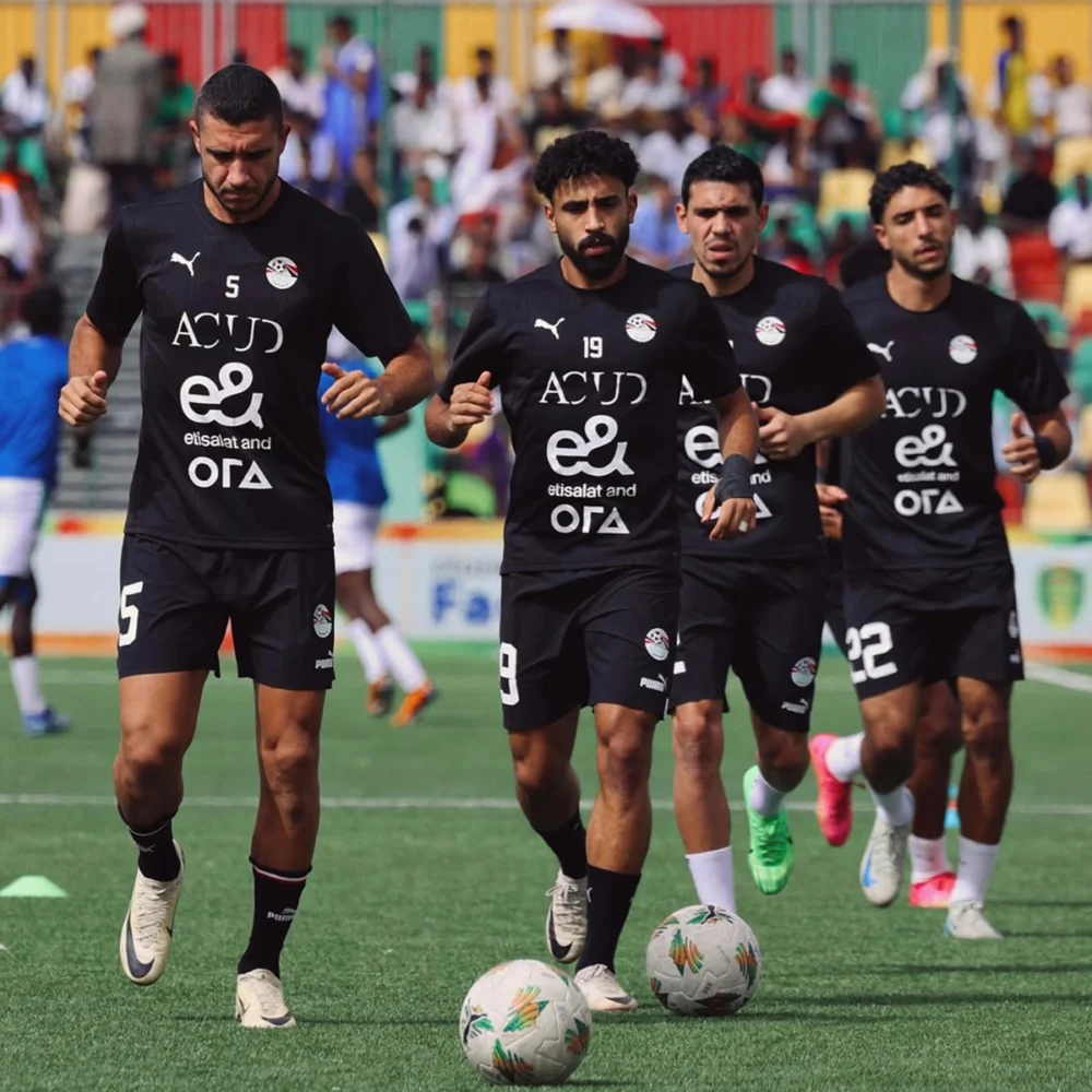 Maillot d'entraînement noir graphique Égypte 24/25