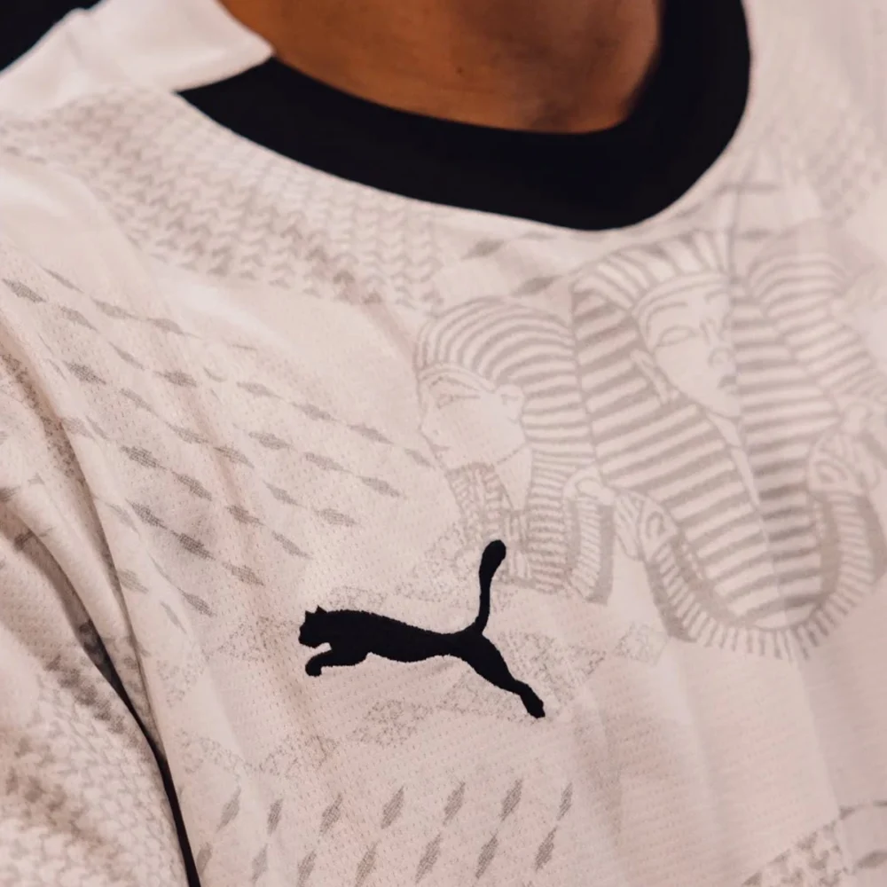 جرسو وايت 252 قميص منتخب مصر 24/25 خارج أرضه