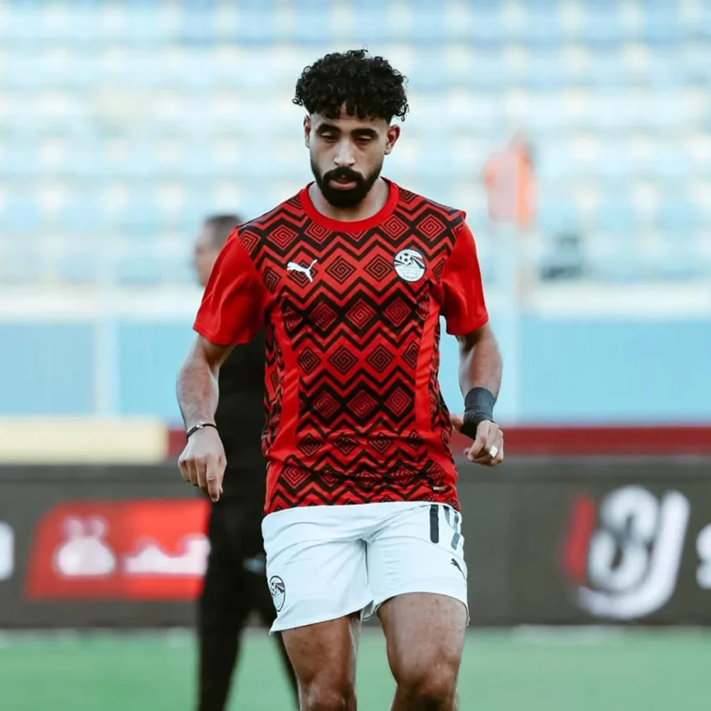 Maillot d'entraînement rouge&noir graphique Égypte 24/25